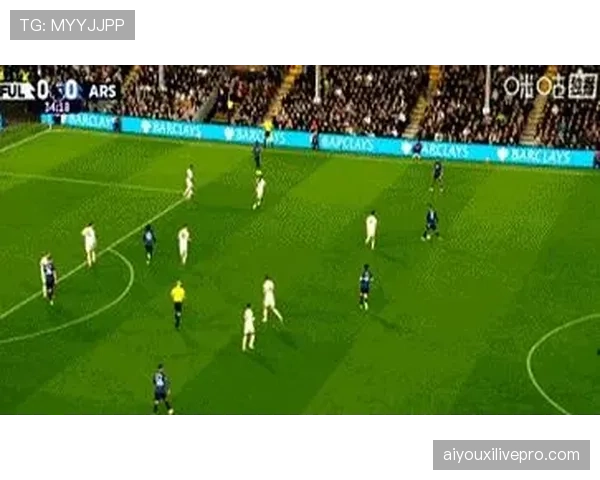 VAR长时间介入,判定阿森纳进球前越位,进球无效 VAR长时间介入,判定阿森纳进球前越位,进球无效